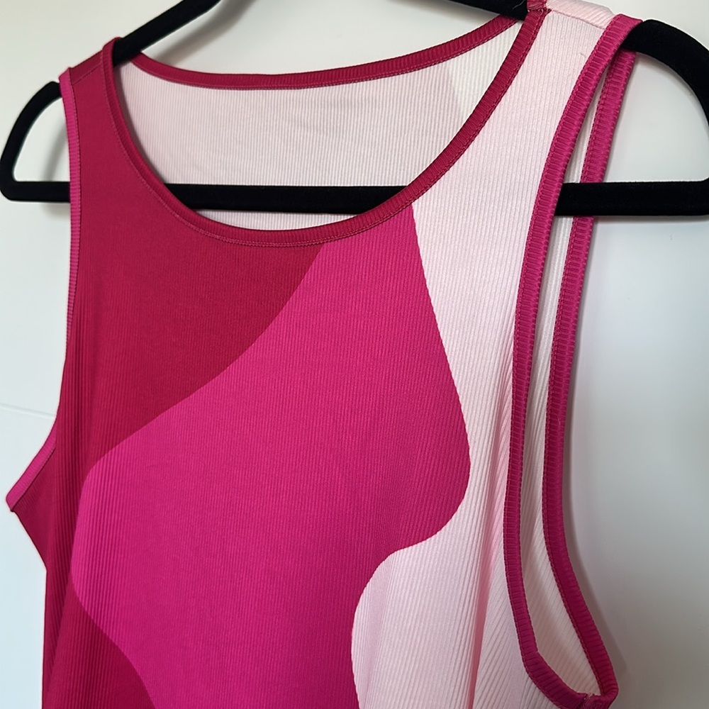 Pink Colorblock Ruched Dress - Picture 3 of 6